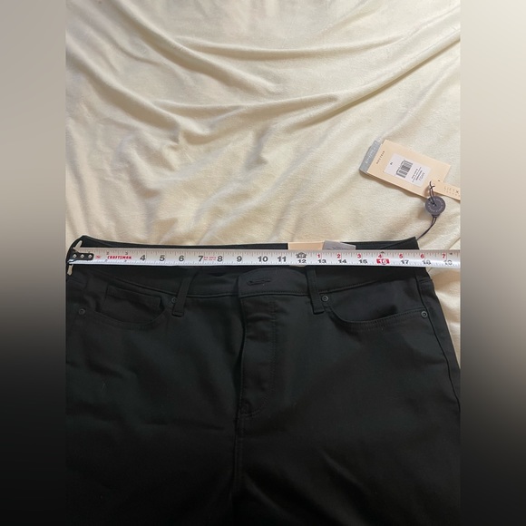 NYDJ Ami skinny court ankle fray hem black rinse NWT size 14 stretchy denim - Picture 9 of 15